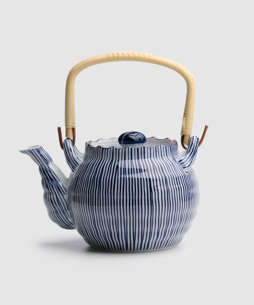 内外十草 - 6号土瓶 | 有田焼(ありたやき)の専門通販 Realita Ceramics