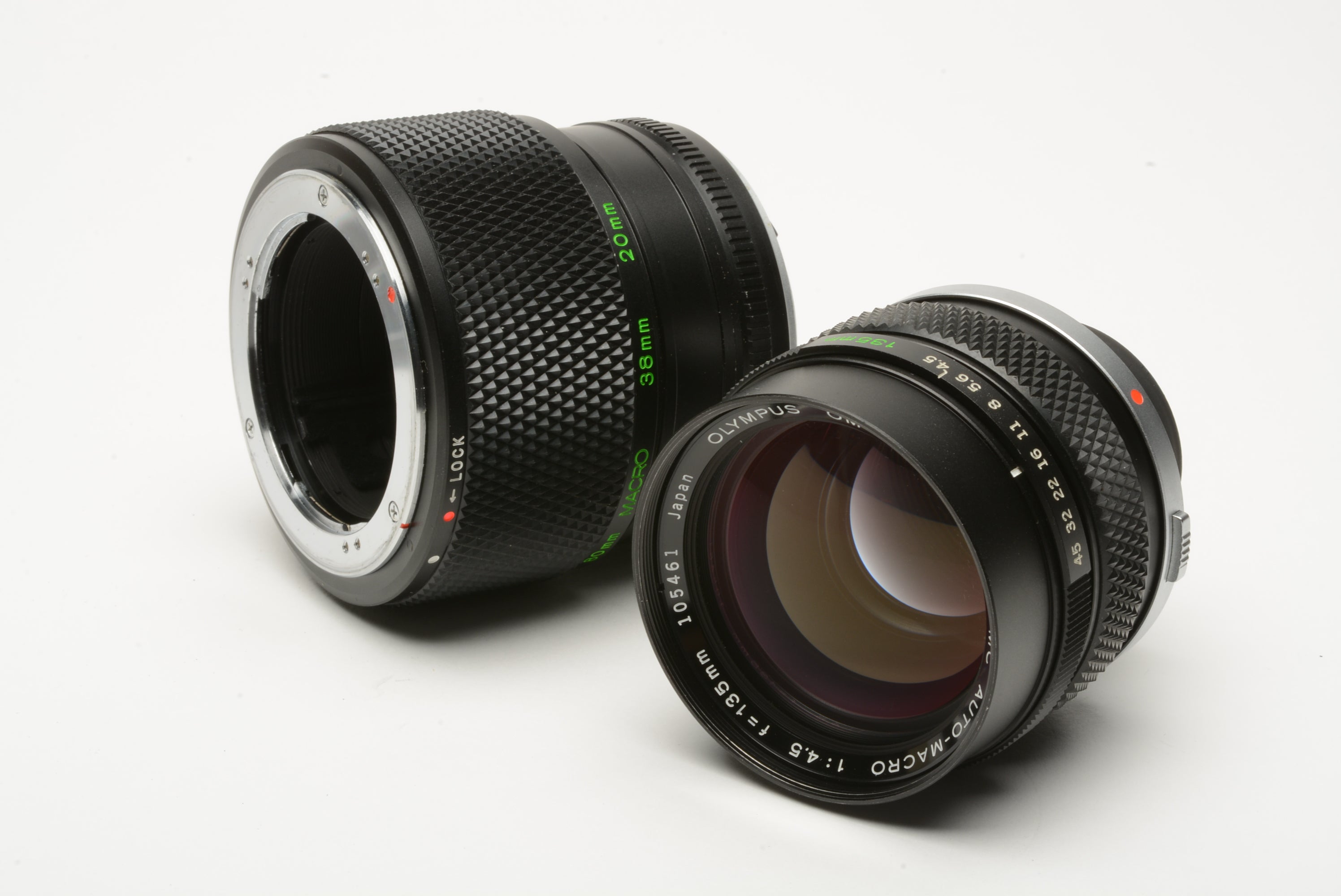 Olympus OM-System Zuiko Auto-Macro 135mm f4.5 w/65-116 Extension