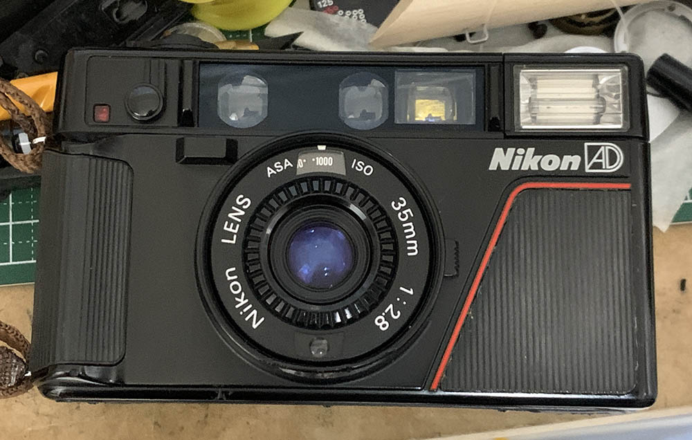 Repair: Nikon L35AF/AD | Richard Haw's Classic Nikon Repair and Review