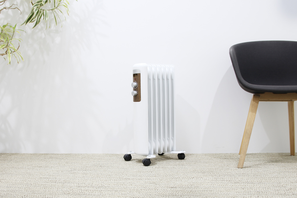 7枚フィンオイルヒーター - ROOMMATE