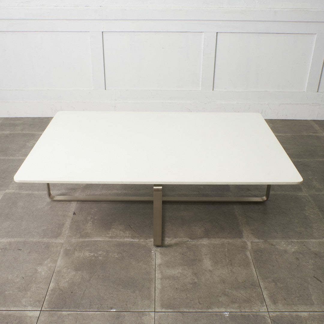 MASTER センターテーブル｜アルフレックス arflex｜ハンス・ウェッツ