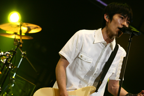 スピッツ @ さいたまスーパーアリーナ 2009.01.18 邦楽ライブレポート