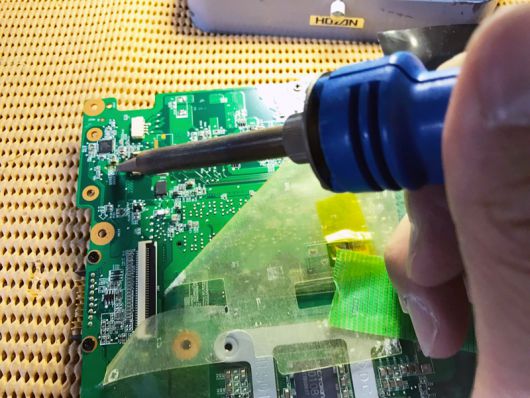 dynabook T451/34DBS 電源が全く入らない マザーボード修理しました