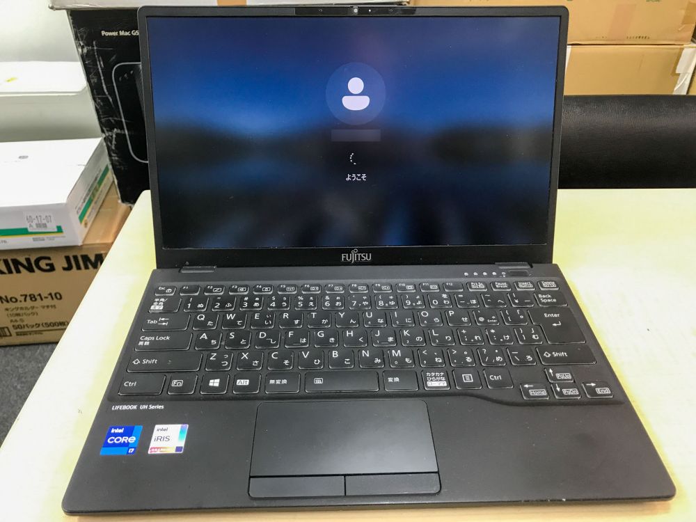 FMV LIFEBOOK UH90/E3 水没修理完全ガイド: ノートパソコンの救急処置