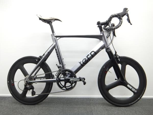 名古屋市千種区 TREKトレック 7.4FX 17.5 クロスバイク ホワイトの買取