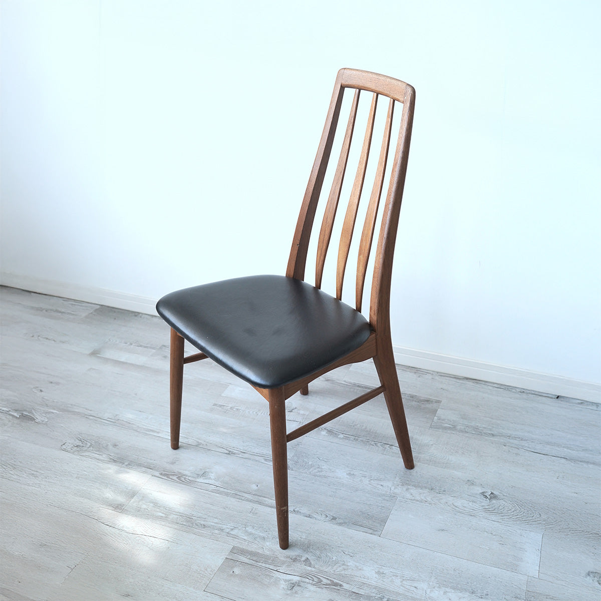 ニールスコフォード エヴァ Niels Koefoed EVA ダイニングチェア