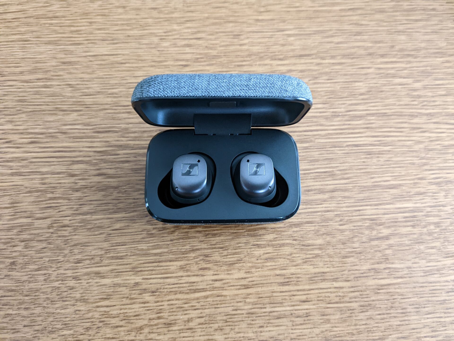 マルチポイントに対応して大きく進化 ゼンハイザー Momentum True