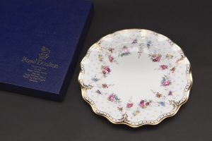 ロイヤル・クラウン・ダービー ロイヤルアントワネット 38cmオーバル