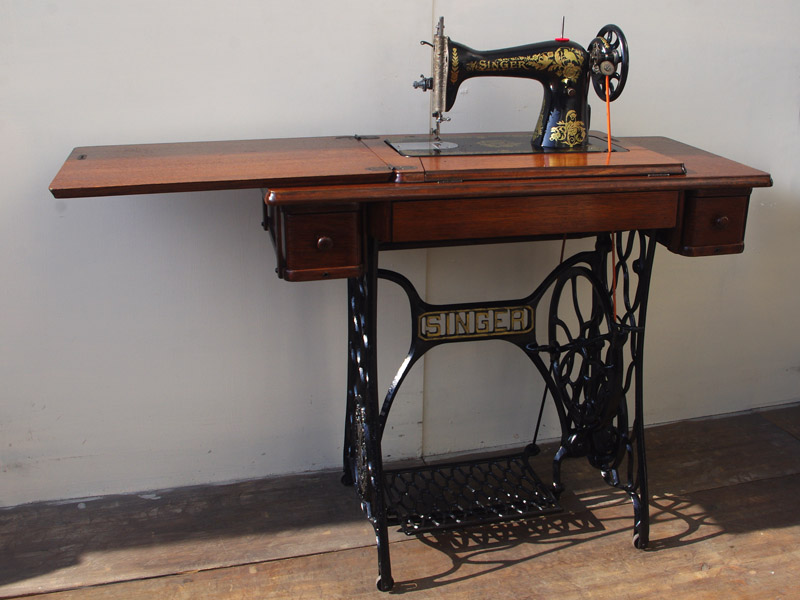 No.417 SINGER 15 シンガー製 家庭用足踏みミシン：アンティークミシン