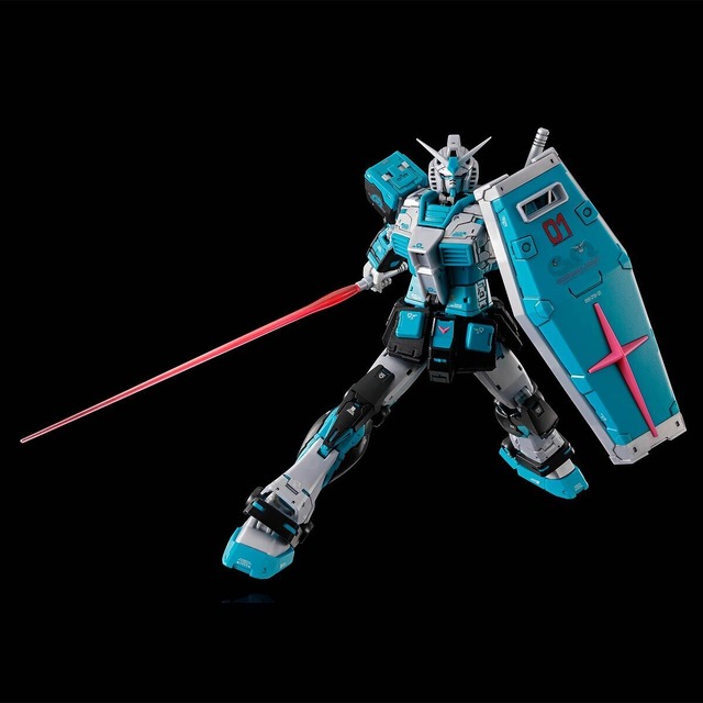 長ネギカラー”のビーム・サーベル！初音ミクコラボ仕様のRGガンプラ
