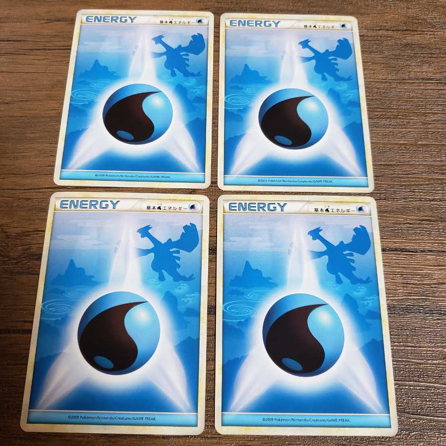 基本水エネルギー 背景ルギア ×4枚 4枚の通販 むぺ（273848713） | magi