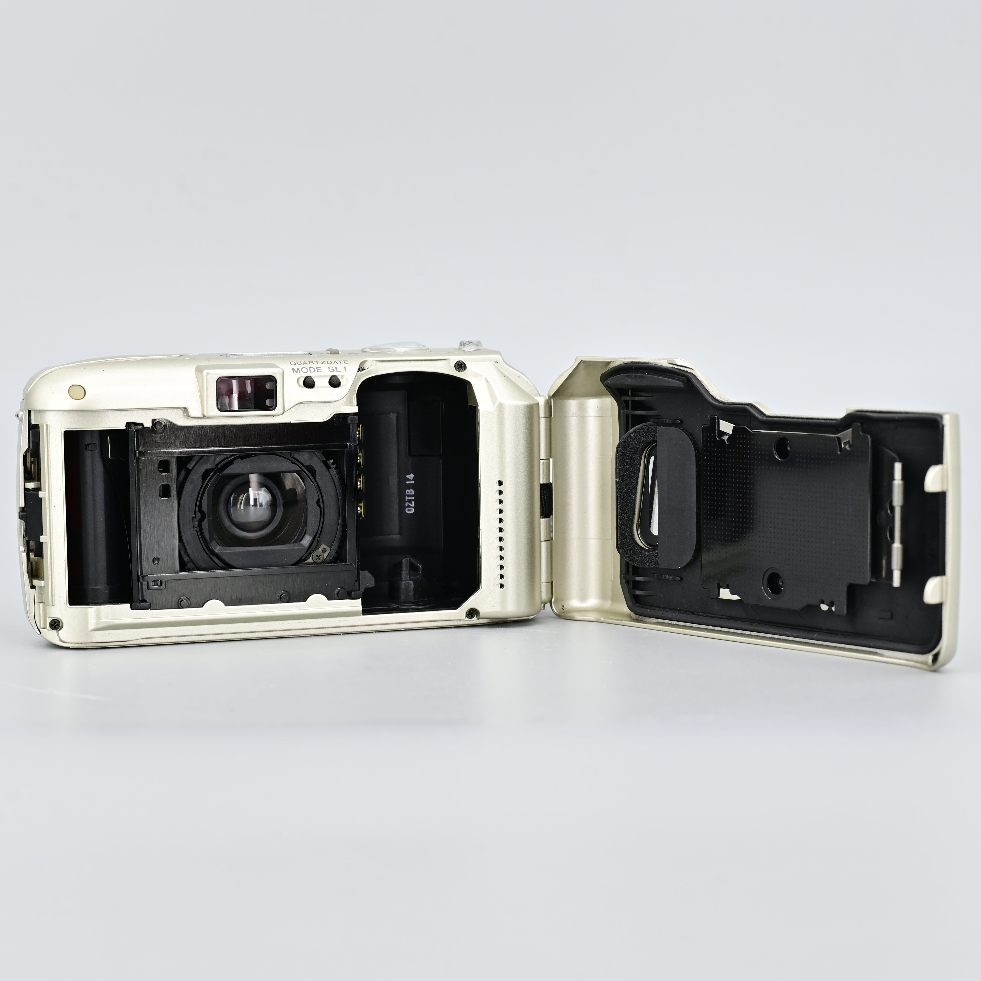 Olympus Mju II Zoom 80 / Stylus Epic Zoom 80 – SHOWA