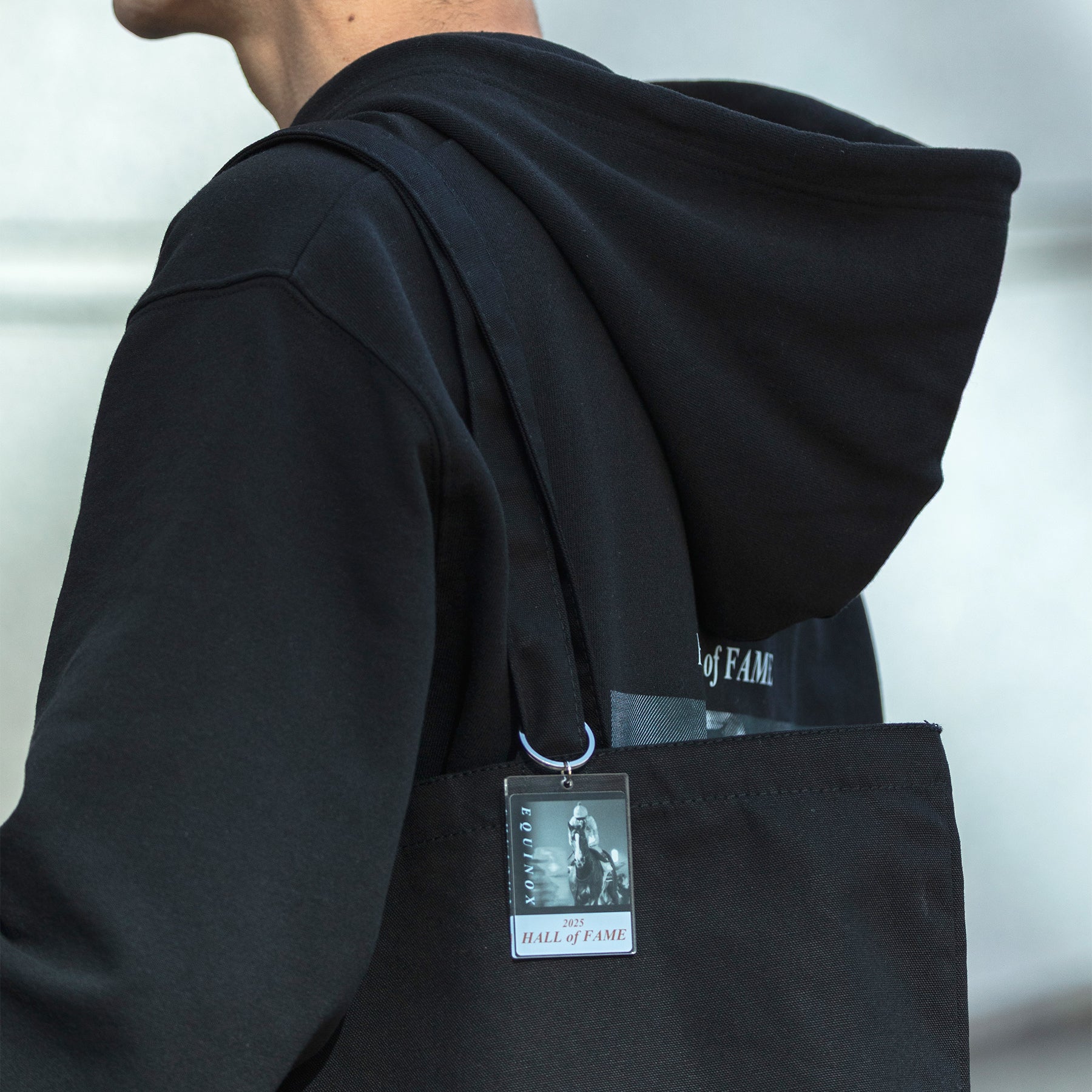 HORSE GOODS net】イクイノックス顕彰馬選定記念 アクリルキーホルダー