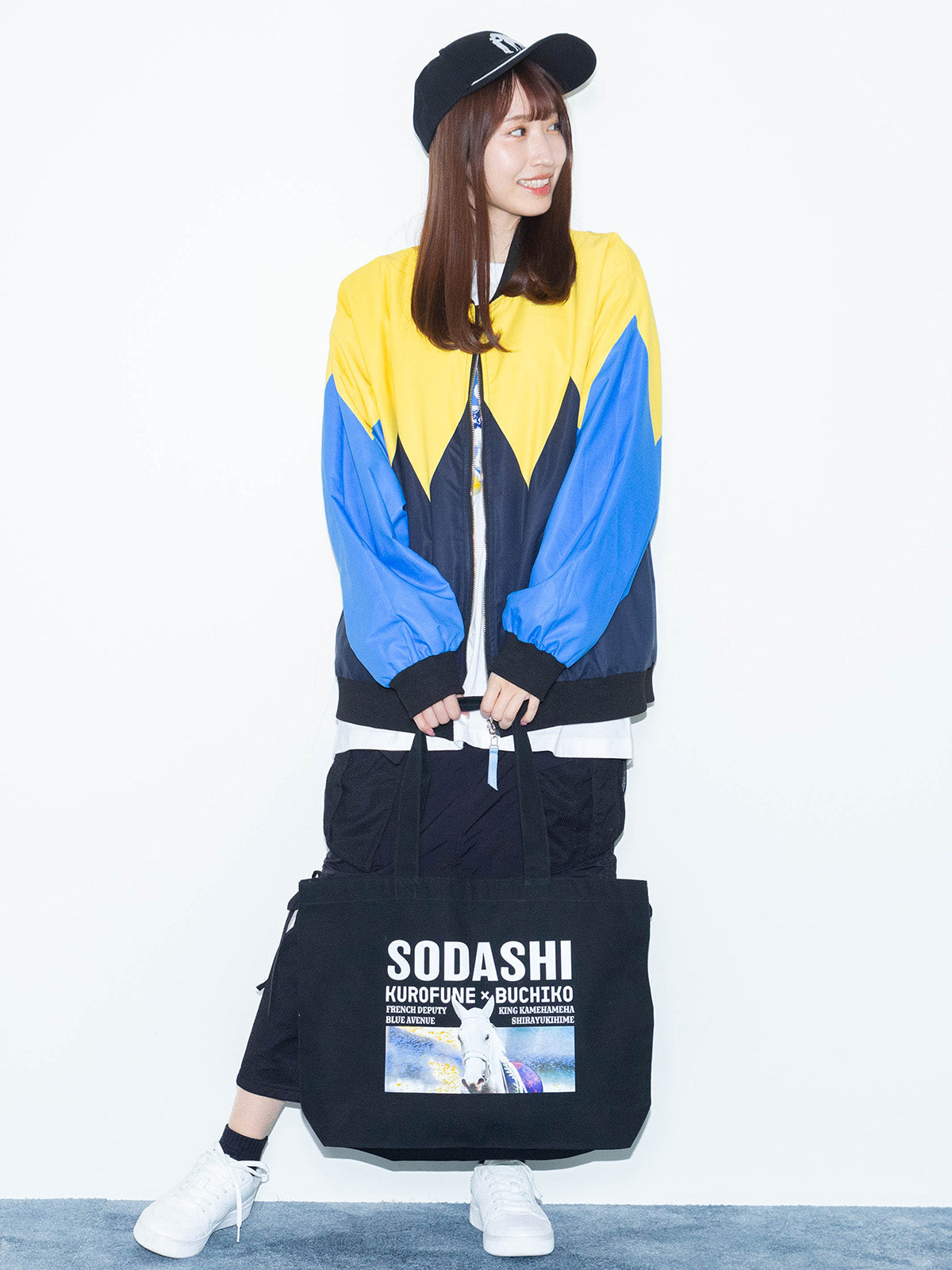 ソダシ・勝負服リバーシブルブルゾン(黒)｜netkeiba