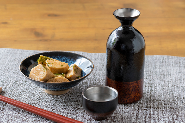 新潟直送計画】漆磨 酒器（二重徳利・二重ぐい呑み） – 株式会社アルチザン