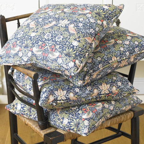 ウィリアムモリス パイピングクッションカバー いちご泥棒 Strawberry