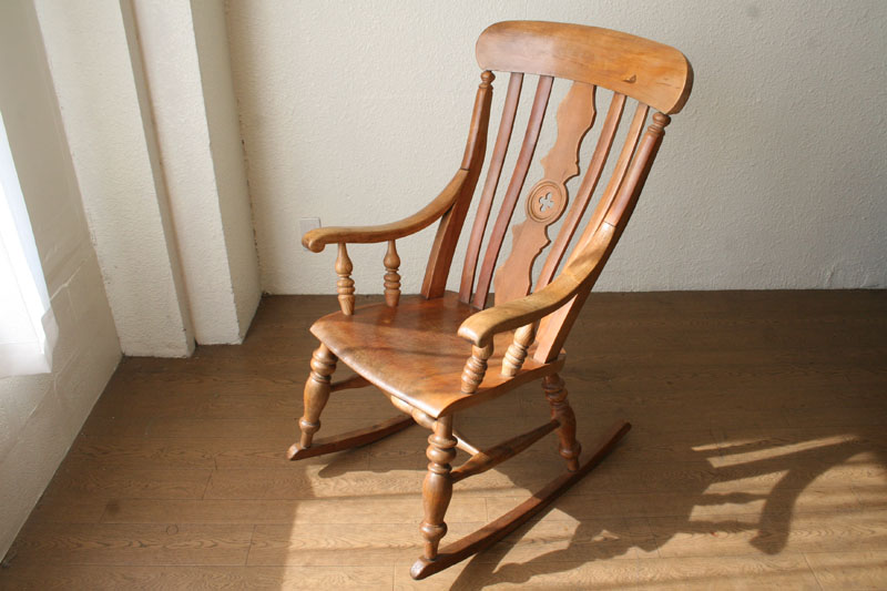 オークロッキングチェア｜アンティーク家具・照明の専門店｜デニム