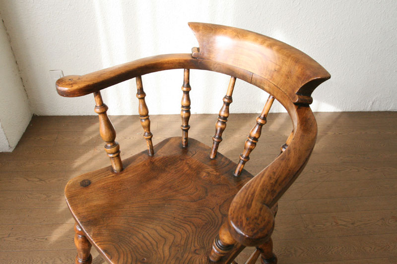 ヴィクトリアンキャプテンズチェア｜アンティーク家具・照明の専門店