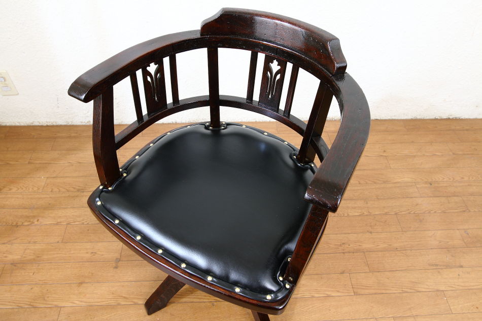 和骨董WA-COTTOO TAISHO-ROMANスタイル ドクターチェア｜アンティーク