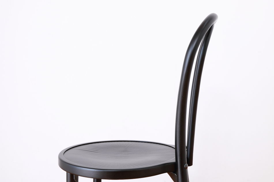 ページドPaged ベントウッドスタッキングチェア No18 / ダークウェンジ