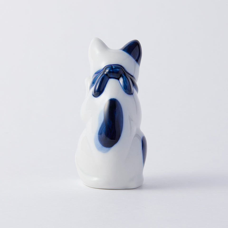 中外陶園 招き猫 瀬戸型 染付 左手 3号｜Discover Japan 公式