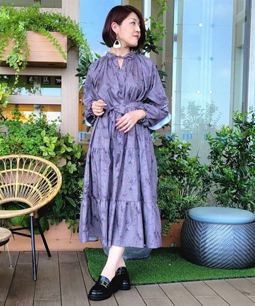 フリルデザインバラ柄ワンピース【期間限定価格】【2BUY10%OFF対象商品