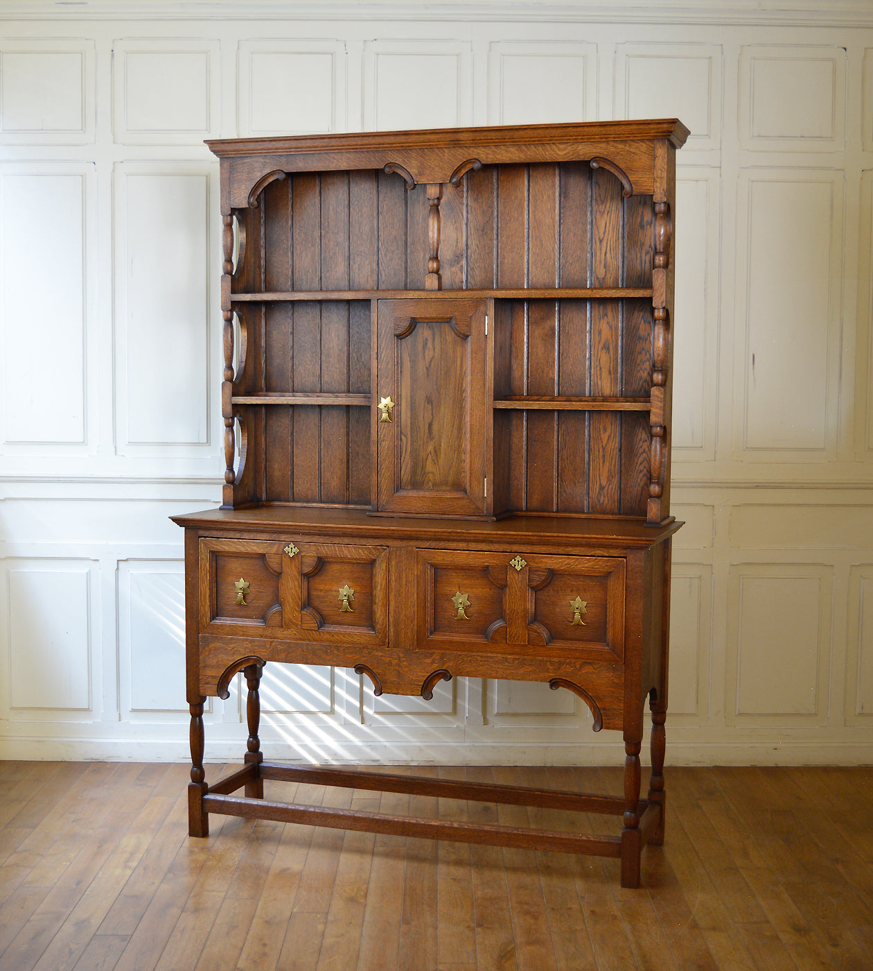 アンティークドレッサー – 英国アンティーク家具専門店 神戸家具