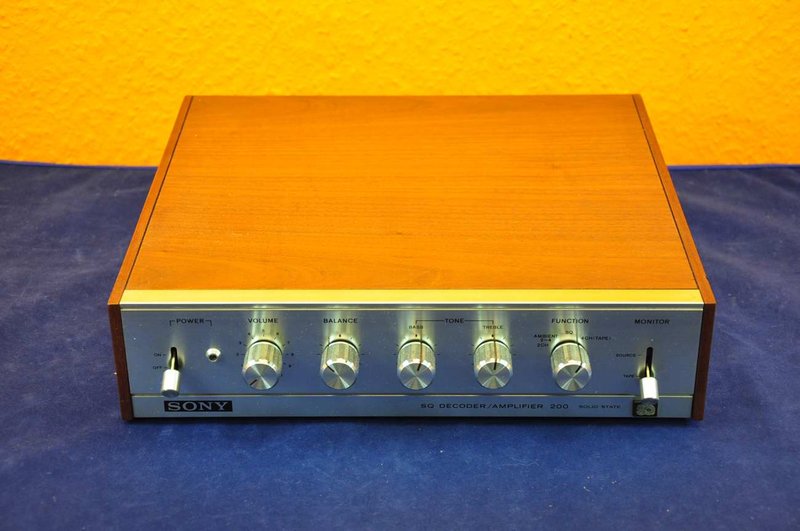 Sony SQ Decoder / Amplifier 200 Solid State - kusera