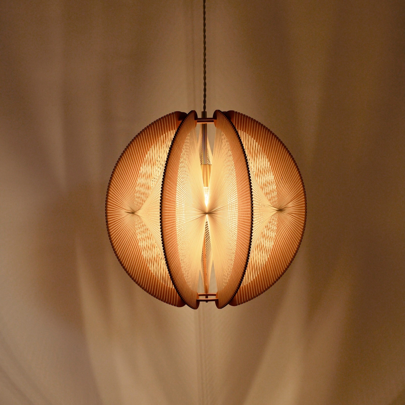 LAFABLIGHT ASTROFI（UFOLA PENDANT LAMP）