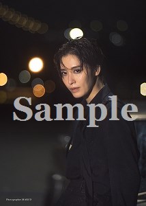 月城かなと写真集「Moonlit」2L3枚組ブロマイド: ポストカード