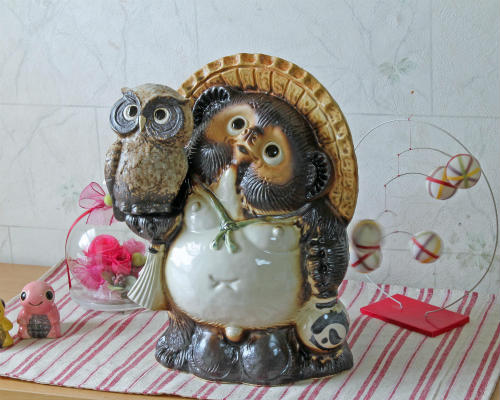 楽天市場】【ポイント5倍】信楽焼 たぬき ふくろう付き 開運 狸 13号