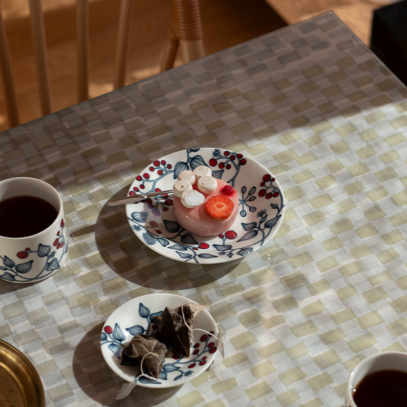 アラビア / ルノ プレート16.5cm フロストベリー [ Arabia Runo ]