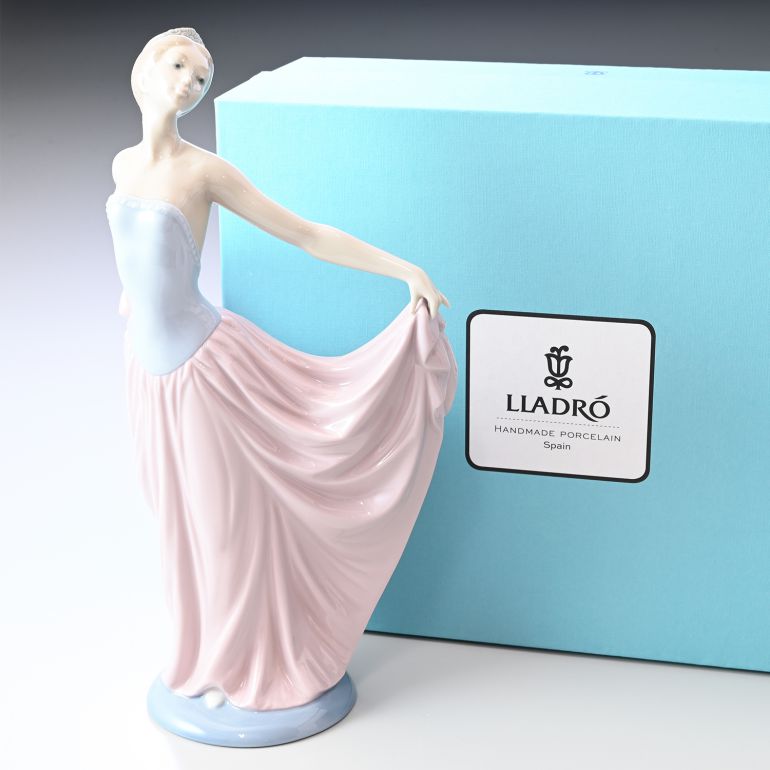 LLADRO（リヤドロ） 踊る少女 フィギュア 人形 女性 リアドロ フィギュ