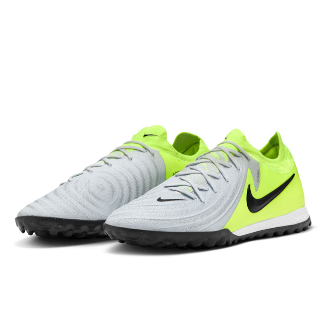 NIKE（ナイキ） 29％OFF！ サッカー フットサル ターフシューズ