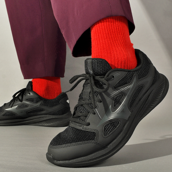 MIZUNO（ミズノ） 当店MIZUNO売れ筋 NO,1 幅広 ランニングシューズ