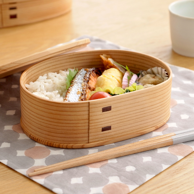 3/8はポイント10倍／ お弁当箱 曲げわっぱ いろどり弁当箱 大 600ml 板