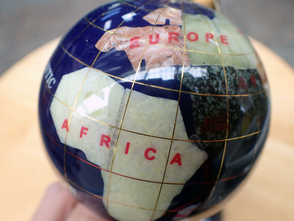 天然石】地球儀 (315g) : ハゲオムスビネット - 通販 - Yahoo!ショッピング