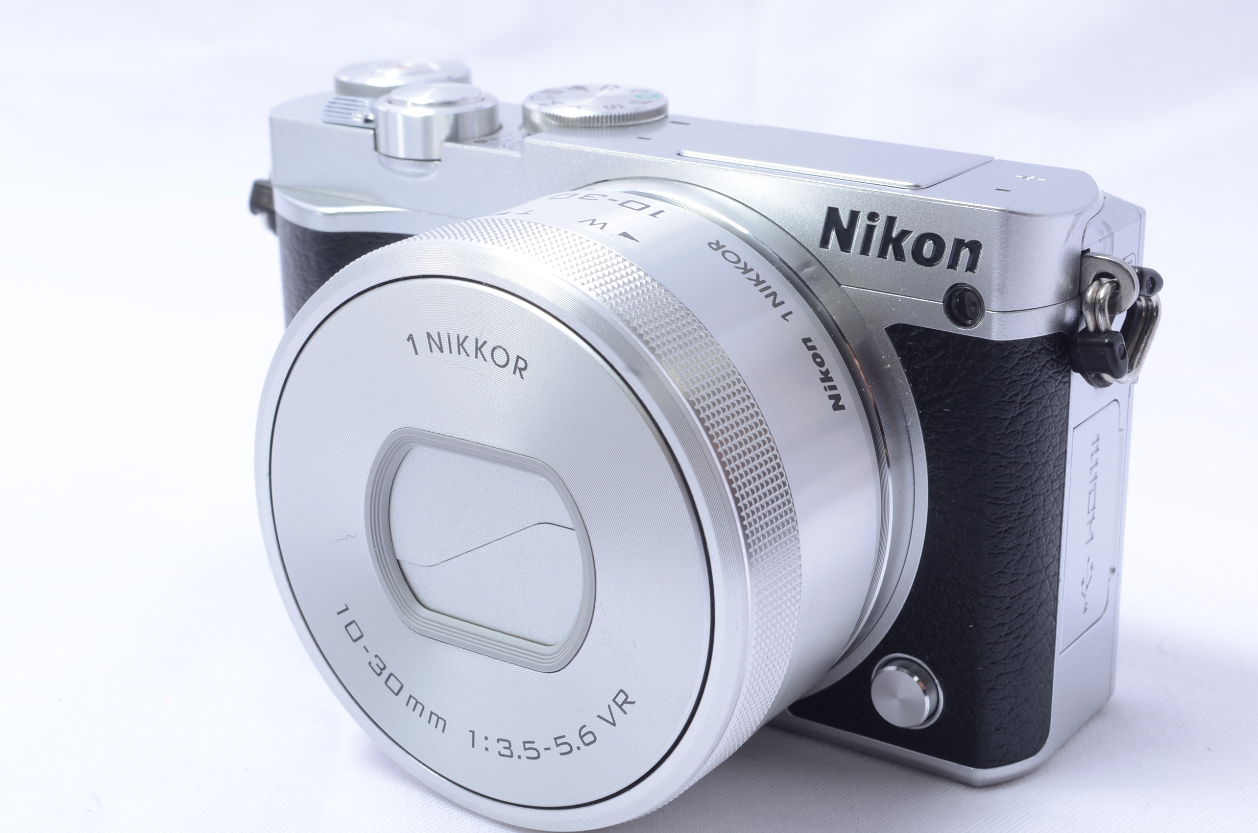 EOS Kiss キヤノン Canon ミラーレス一眼 M レンズキット ホワイト SD