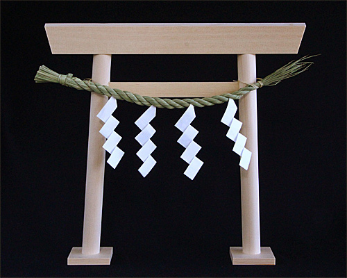 しめ縄（神棚鳥居用） 牛蒡（ごぼう）型 1尺一本〆 （切下げ4枚付