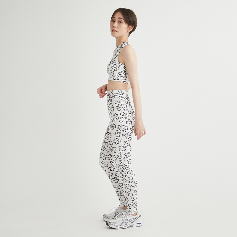 emmi yoga（エミヨガ） エミ ヨガ セール ヨガウェア トップス eco