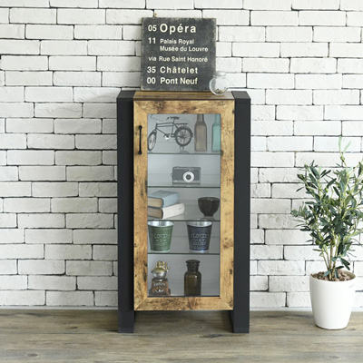 キャビネット ガラス扉 収納 脚付き ガラス棚 木製 ディスプレイ