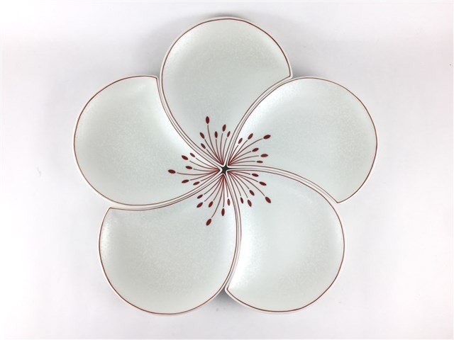 有田焼 幸楽窯 105皿 梅 花びら小皿(白銀 / ピンク銀)「1枚で花びら.5