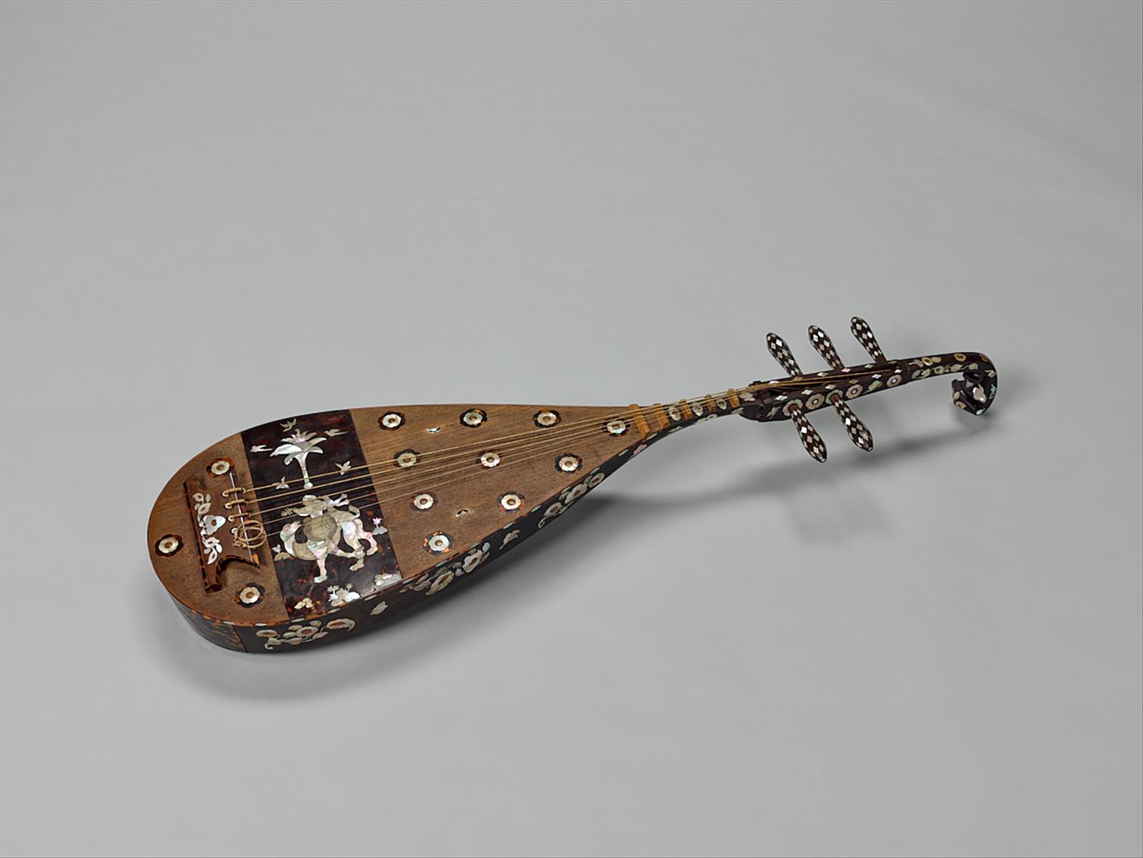 螺鈿紫檀五絃琵琶 - 正倉院