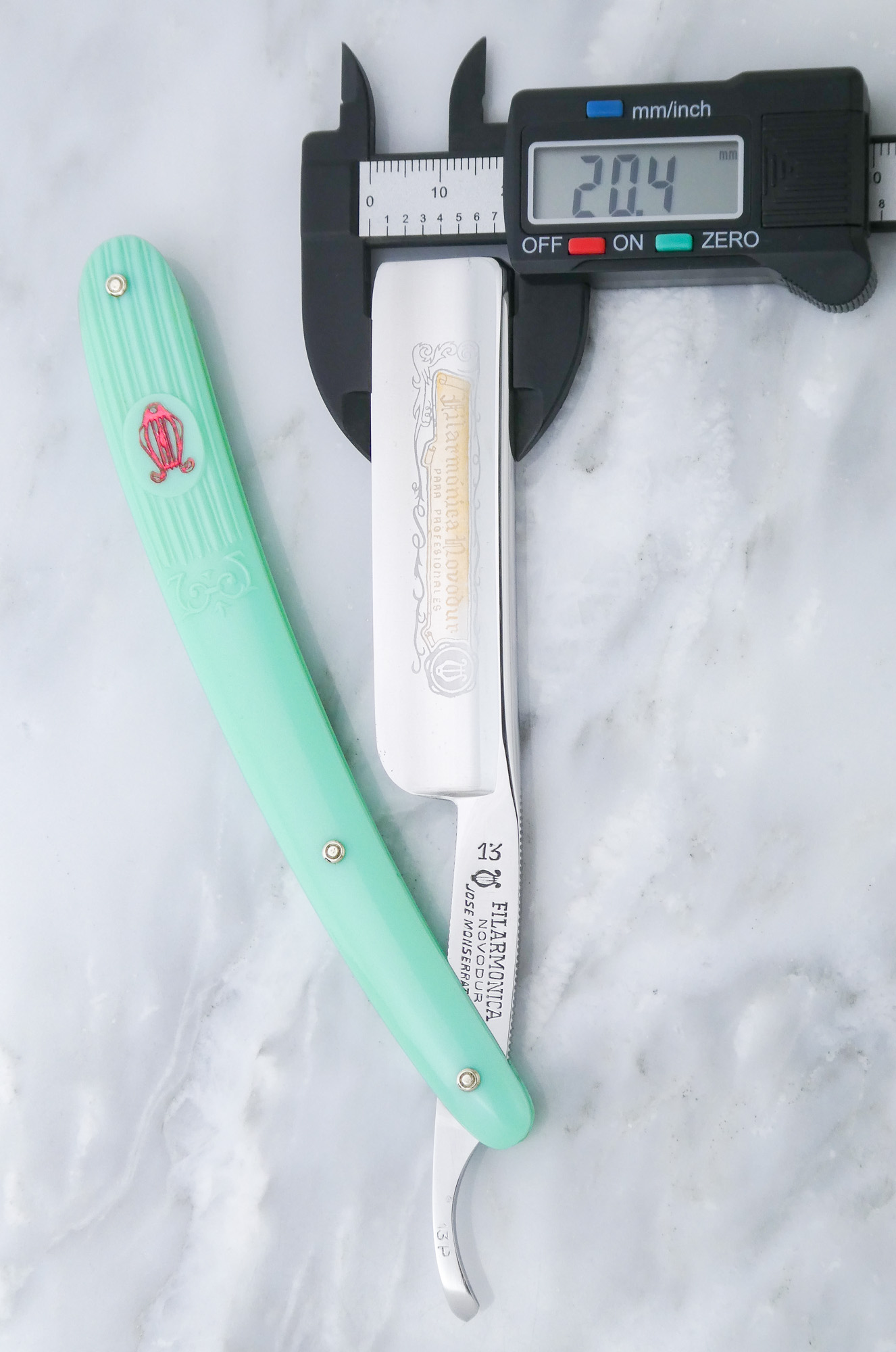 Vintage Filarmonica 13P Novodur Made In Spain Straight Razor