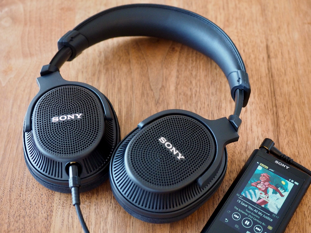 これはヘッドホン難民の終着点か。SONY「MDR-MV1」 レビュー