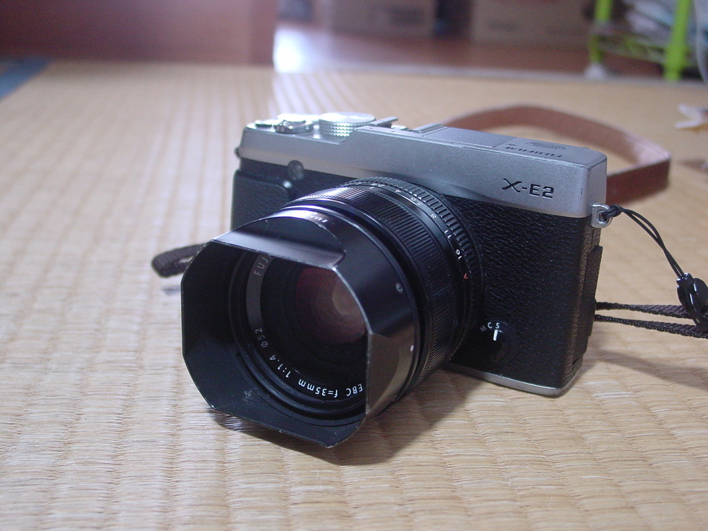 苦手？ 富士フイルムX-E2 + XF 35mm F1.4R: 弘法よ、筆は選べ