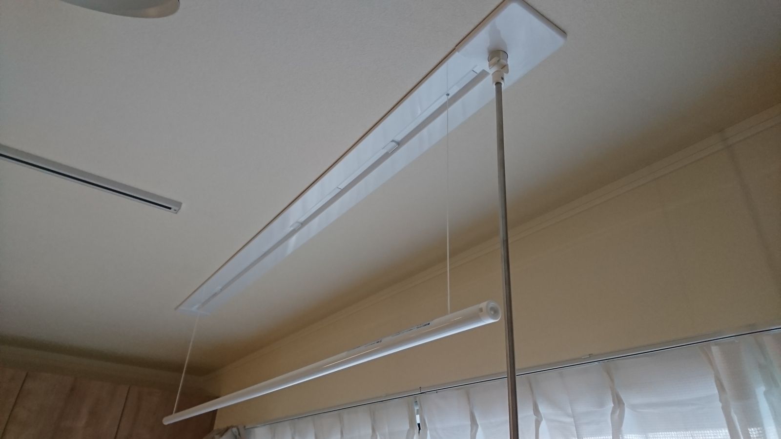 リビングスペースにホスクリーンを設置して本当によかった