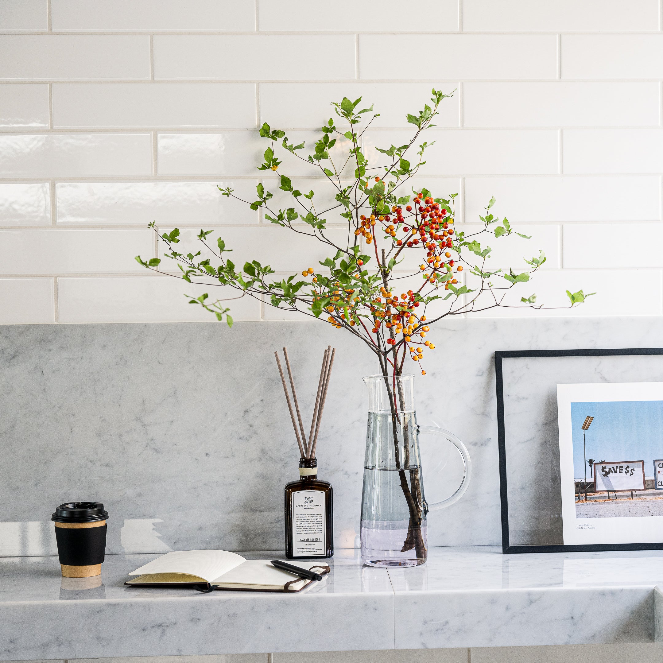 SiKiTO / High Jug ｜ 枝もの花器にもなるモダンな水差し