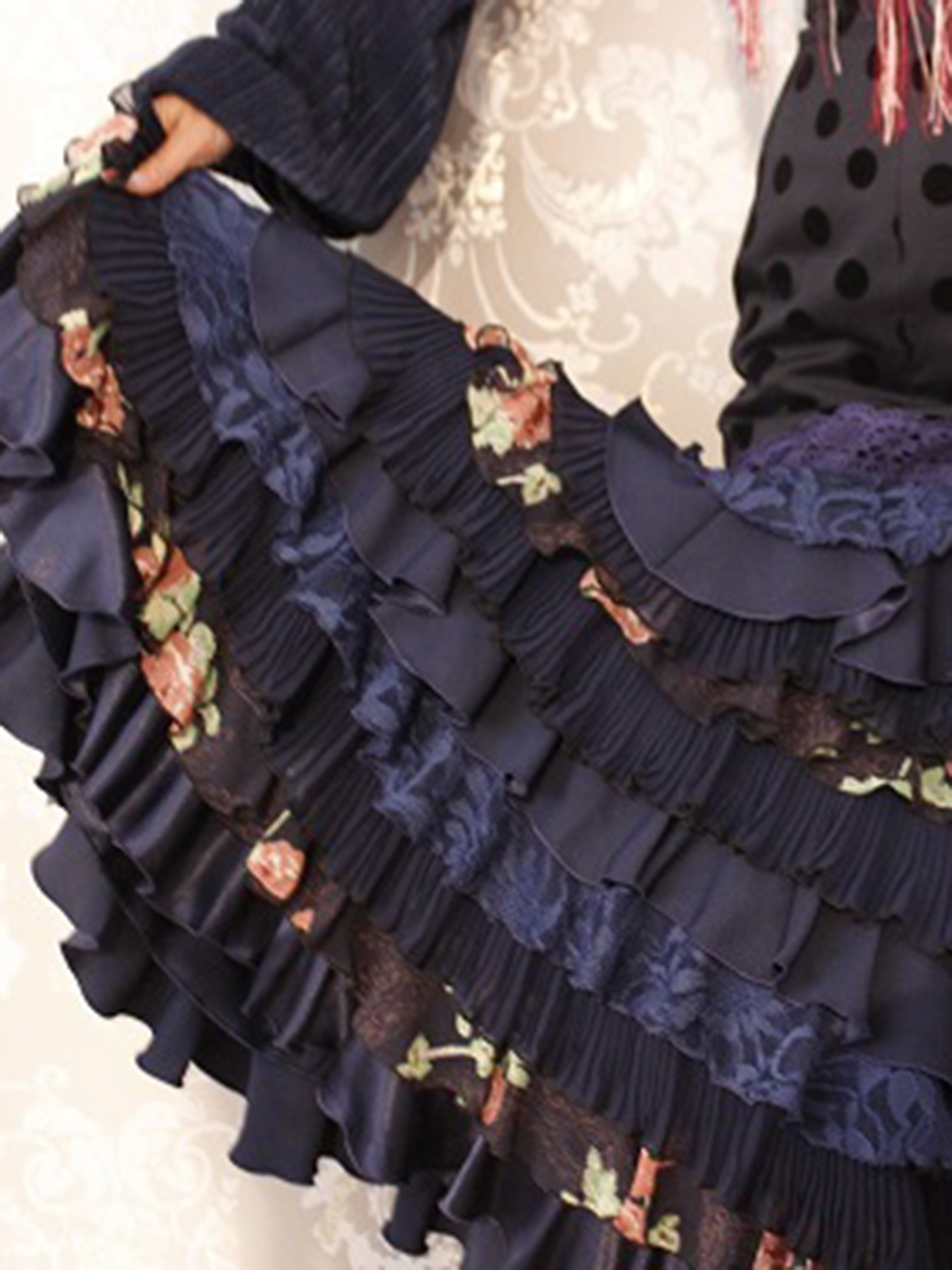 Sonia Johnes | フラメンコ衣装のソニア・ジョーンズ 公式ブランドサイト