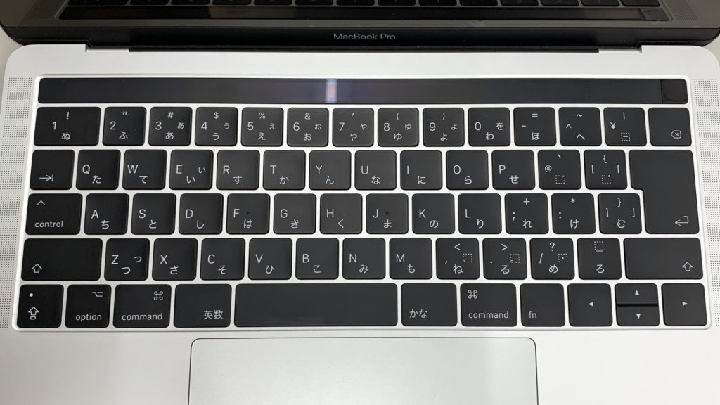 バタフライキーボード用】MacBookのキートップ交換｜外し方と付け方